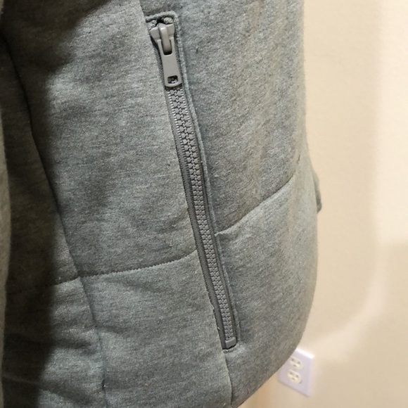 Title Nine Puffy Jacket Size Small Sage Green - Picture 4 of 9